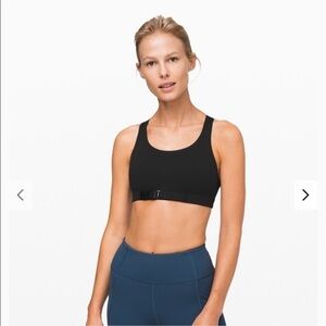 Lululemon Adapt the Strap Sports Bra in Black sz.4 B/C cup